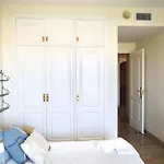 Simply Astonishing Location Apartman